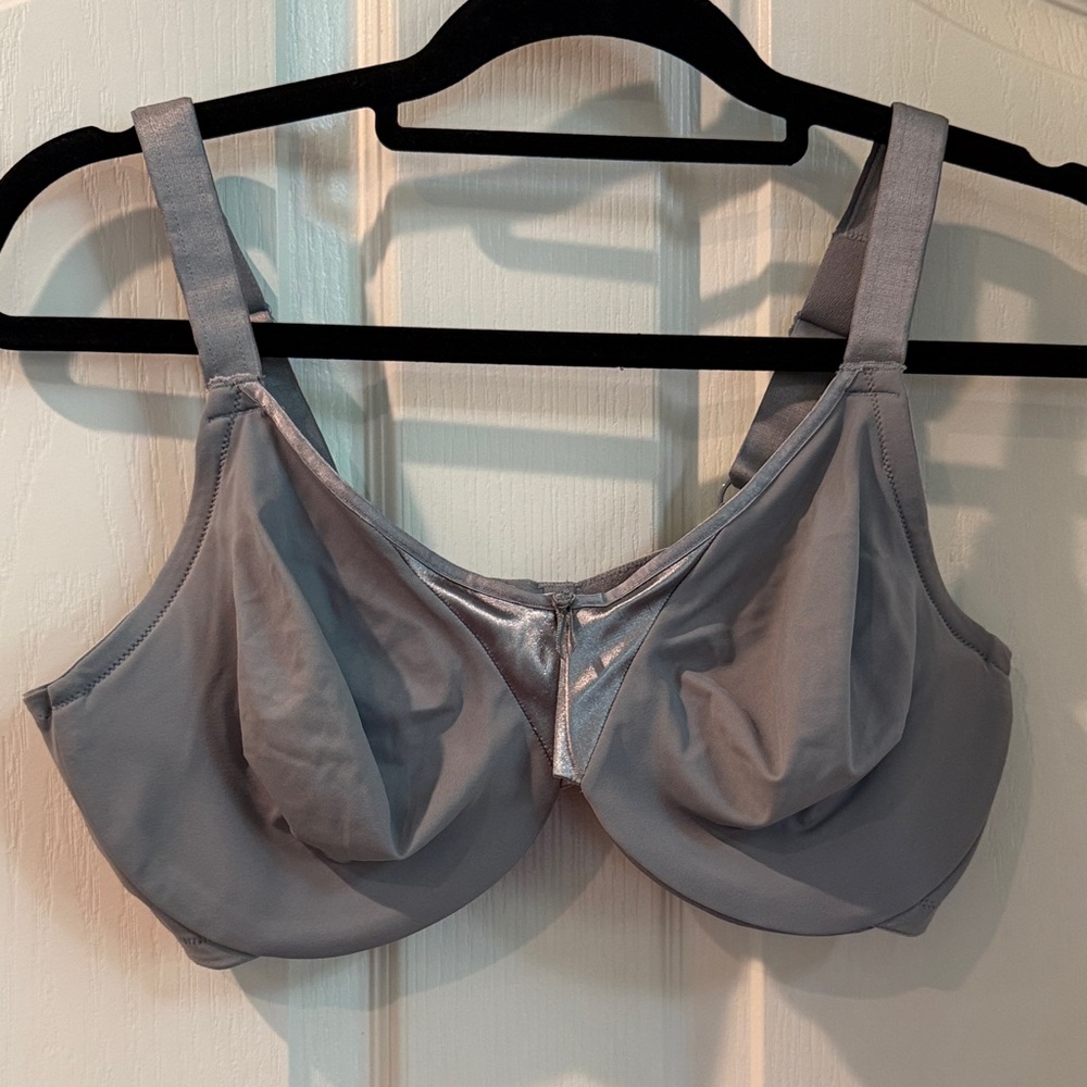Olga Full Coverage Bra in Light Gray
